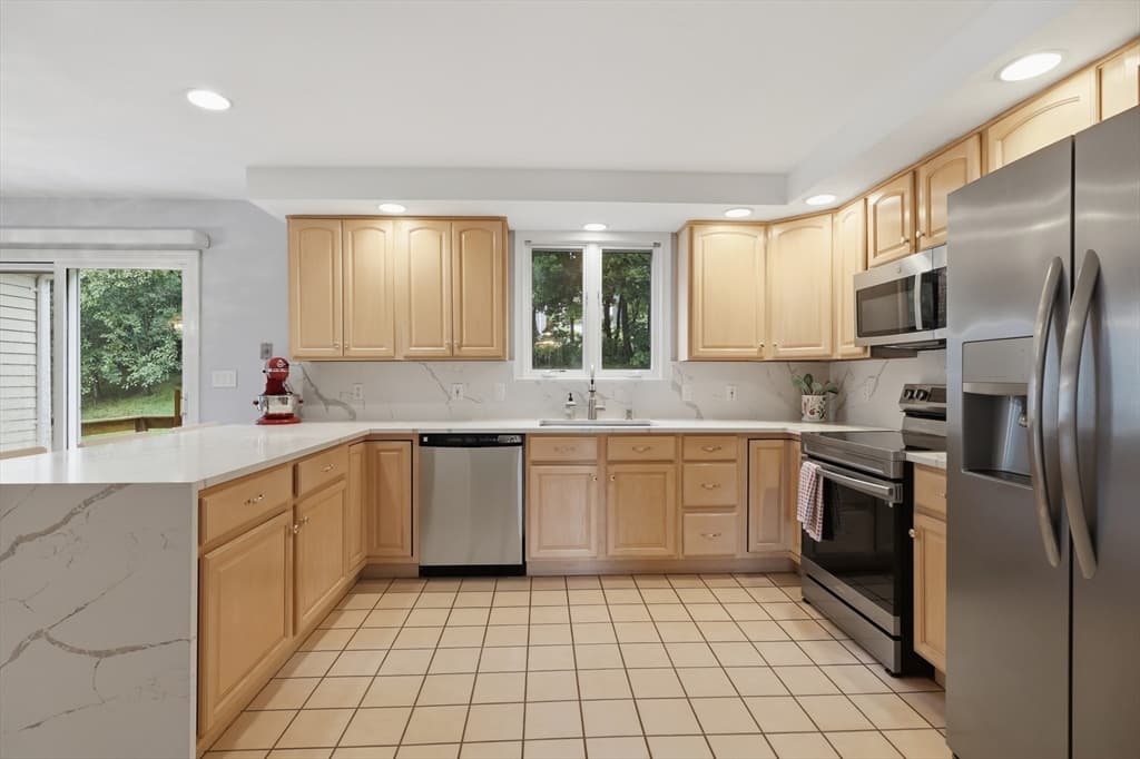 38 Trowbridge Lane, Shrewsbury MA 01545 photo 10