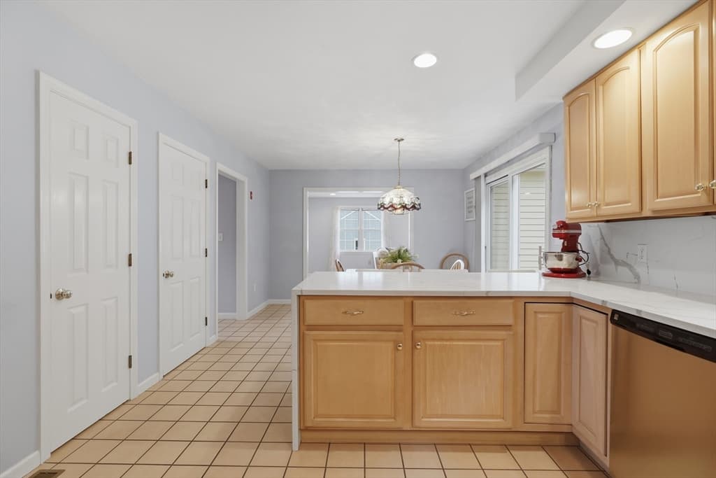 38 Trowbridge Lane, Shrewsbury MA 01545 photo 11
