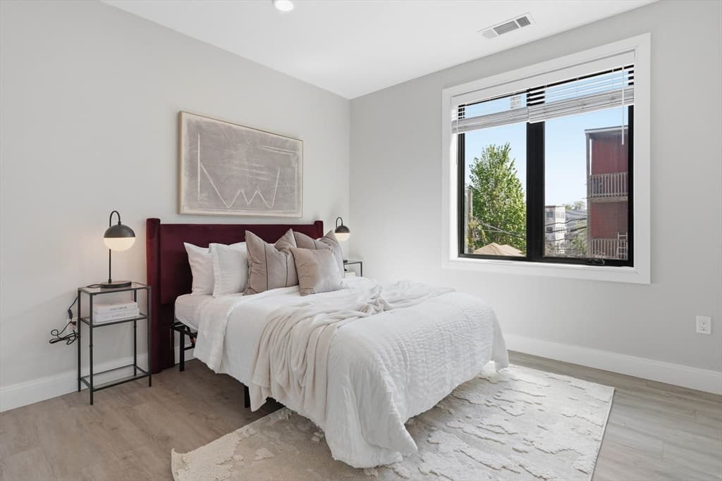 656 Saratoga # 214, Boston MA 02128 photo 5