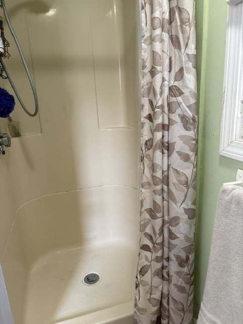 3 Family - 3 Units Up/Down at 818 Nantasket Ave, Hull MA 02045, photo 21 of 32