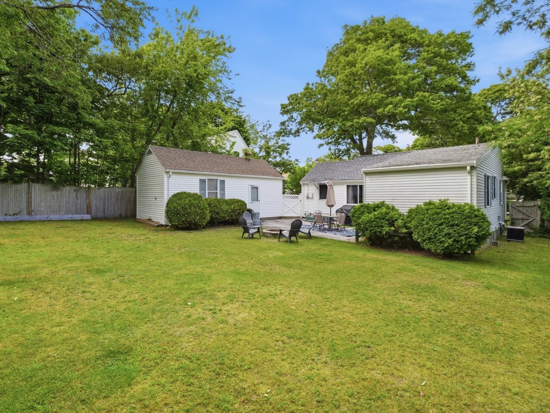 Single Family Residence at 9 Silver Leaf, Yarmouth MA 02673, photo 14 of 42