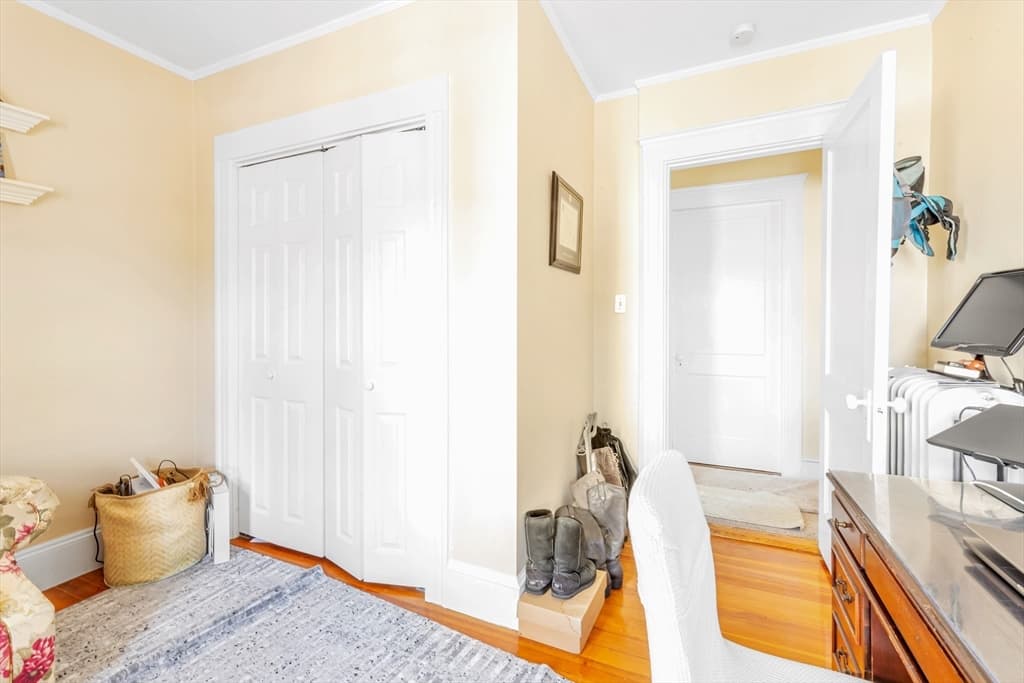 21 Bradwood St, Boston MA 02131 photo 9