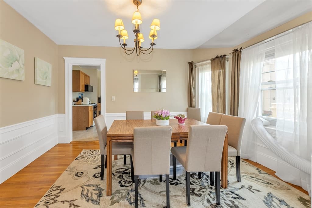 21 Bradwood St, Boston MA 02131 photo 4
