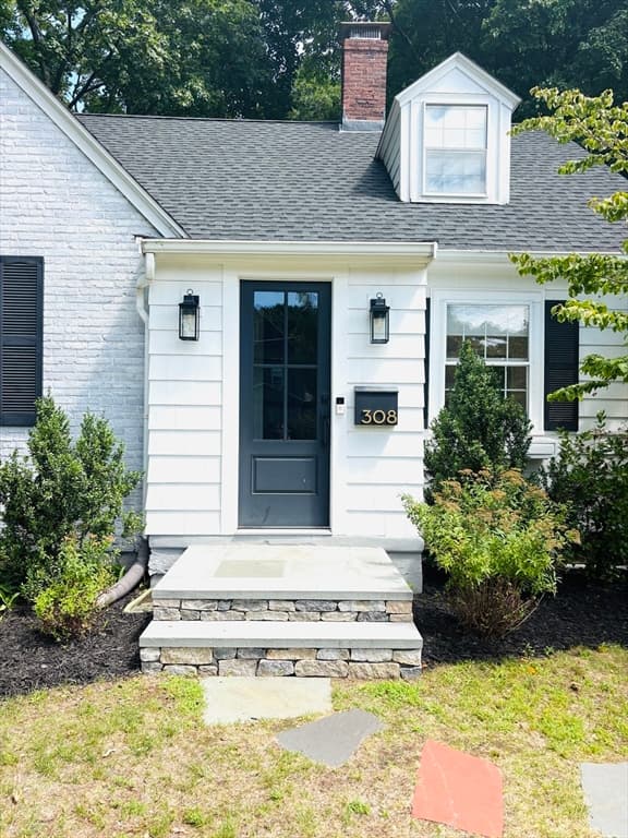 308 Webster St, Needham MA 02494 photo 2