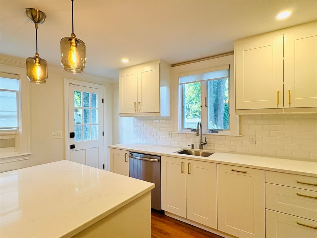 308 Webster St, Needham MA 02494 photo 9