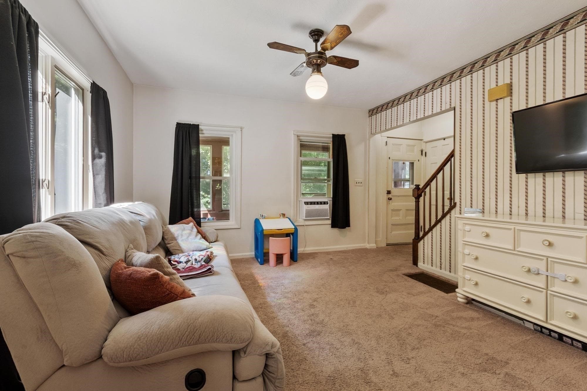 Single Family Residence at 2 Williams Street, Templeton MA 01436, Templeton, photo 4 of 24