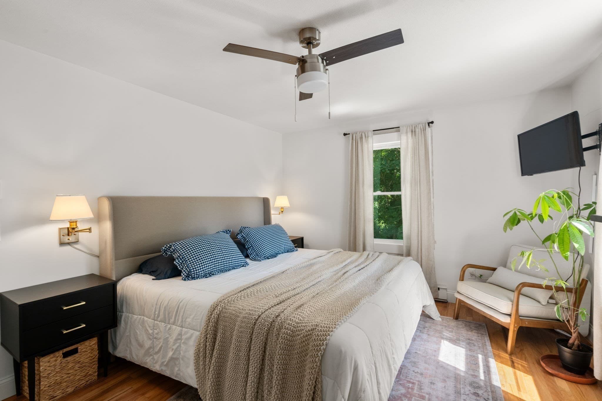 Single Family Residence at 23 Inland Rd, Marion MA 02738, Marion, photo 15 of 40