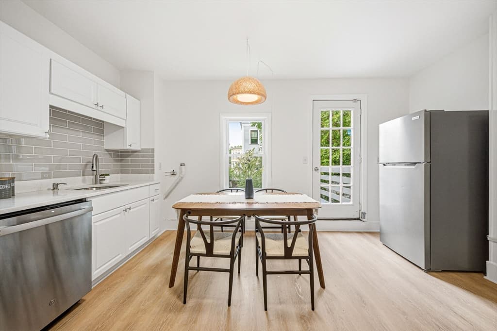 14 Fairmont St # 2, Cambridge MA 02139 photo 4