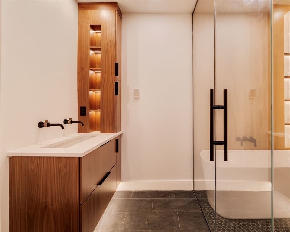 79 Park St # 1, Brookline MA 02446 photo 31