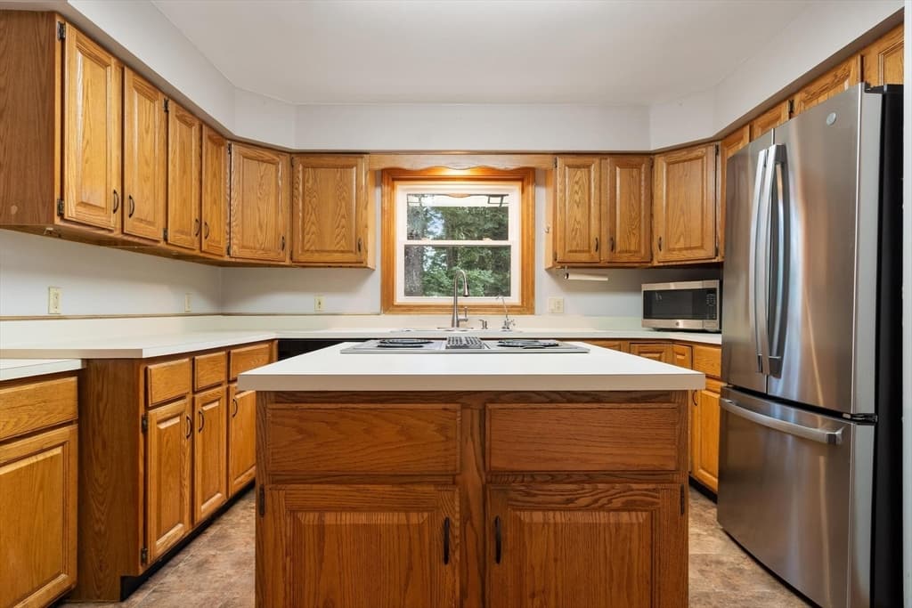 210 Brickyard Rd, Athol MA 01331 photo 15
