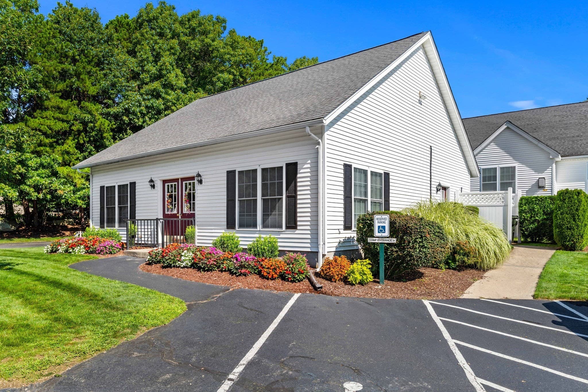 Condominium at 7 Nature View Dr # 7, Uxbridge MA 01569, Uxbridge, photo 38 of 42