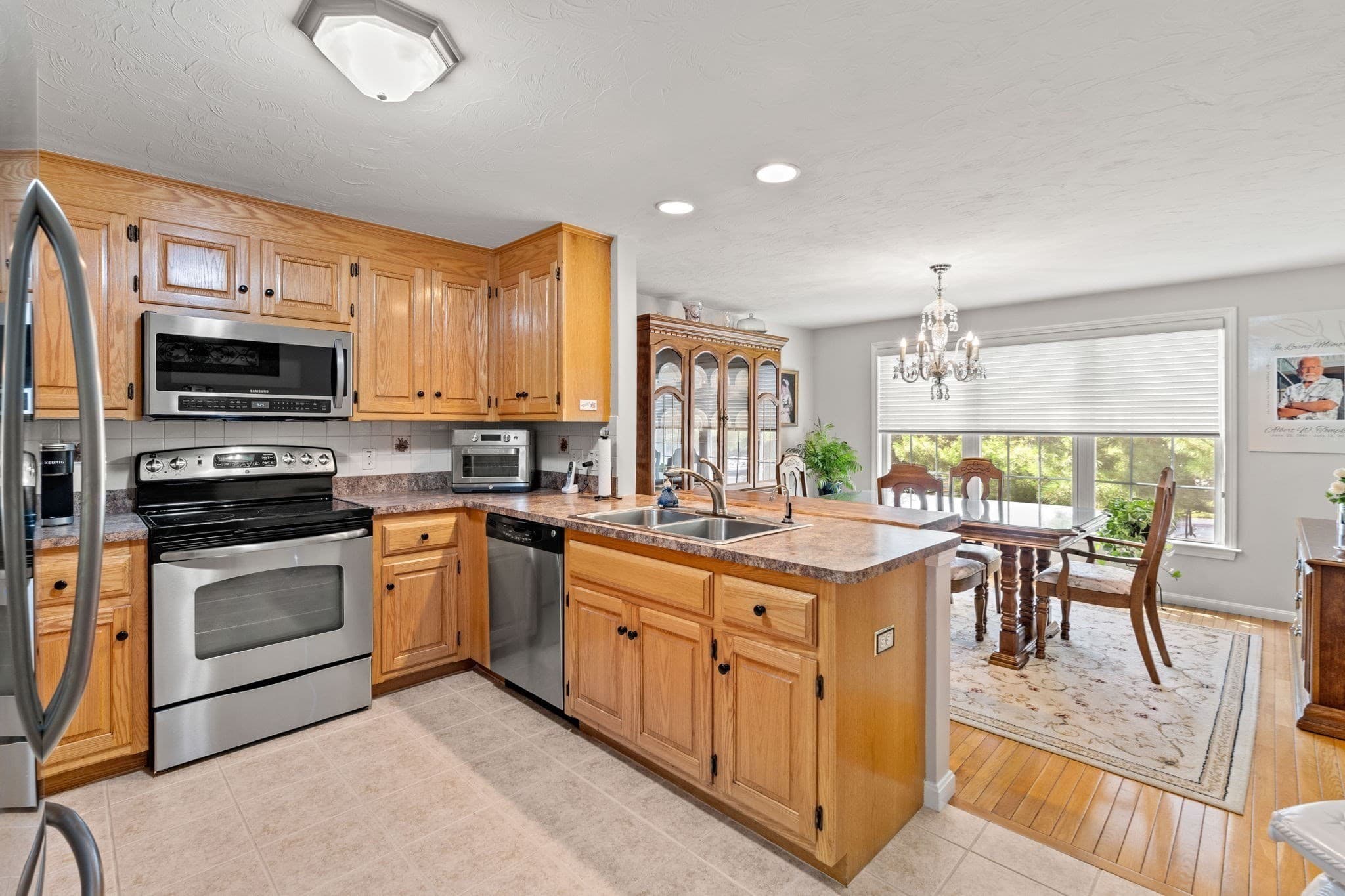 Condominium at 7 Nature View Dr # 7, Uxbridge MA 01569, Uxbridge, photo 10 of 42