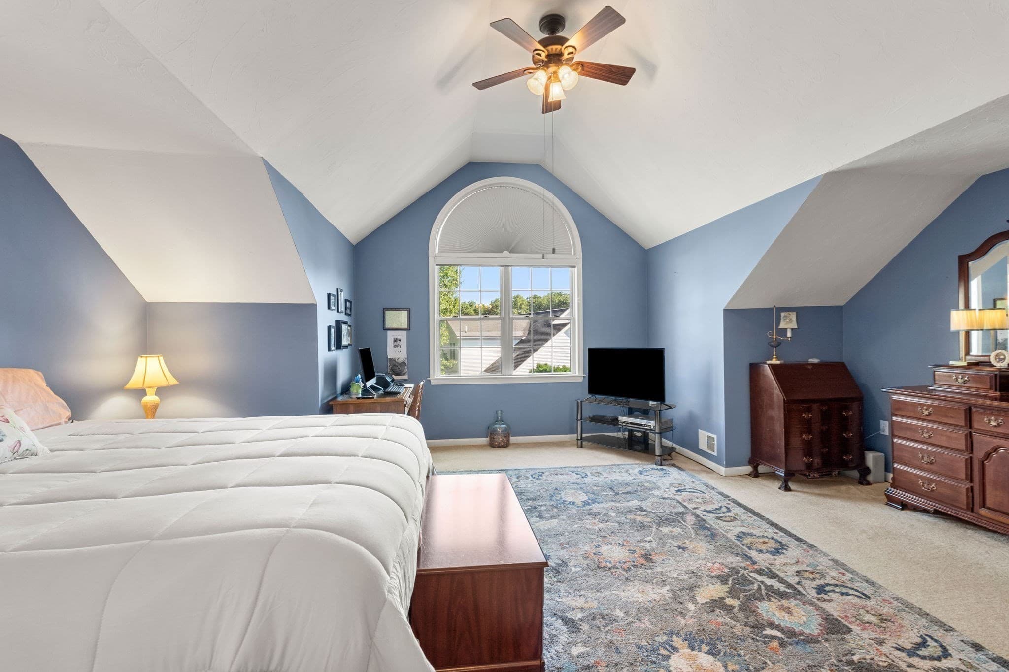 Condominium at 7 Nature View Dr # 7, Uxbridge MA 01569, Uxbridge, photo 21 of 42