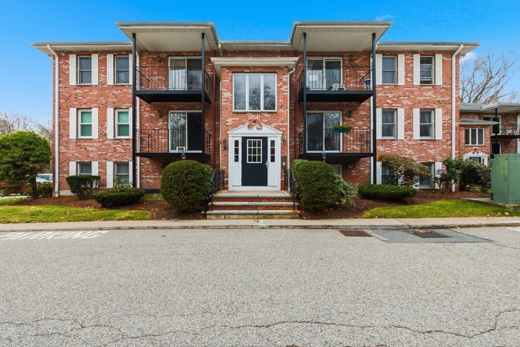 356 Neponset St # L, Canton MA 02021
