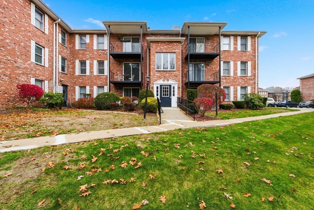 356 Neponset St # L, Canton MA 02021 photo 10