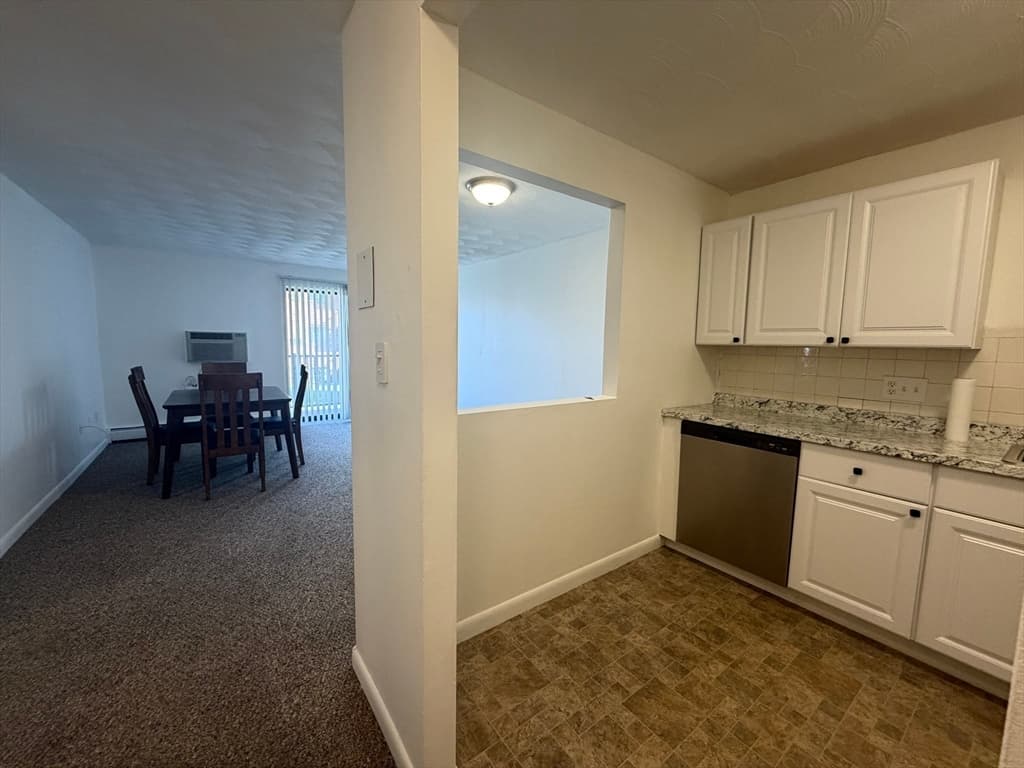 1000 Governor's Drive # 15, Winthrop MA 02152 photo 16