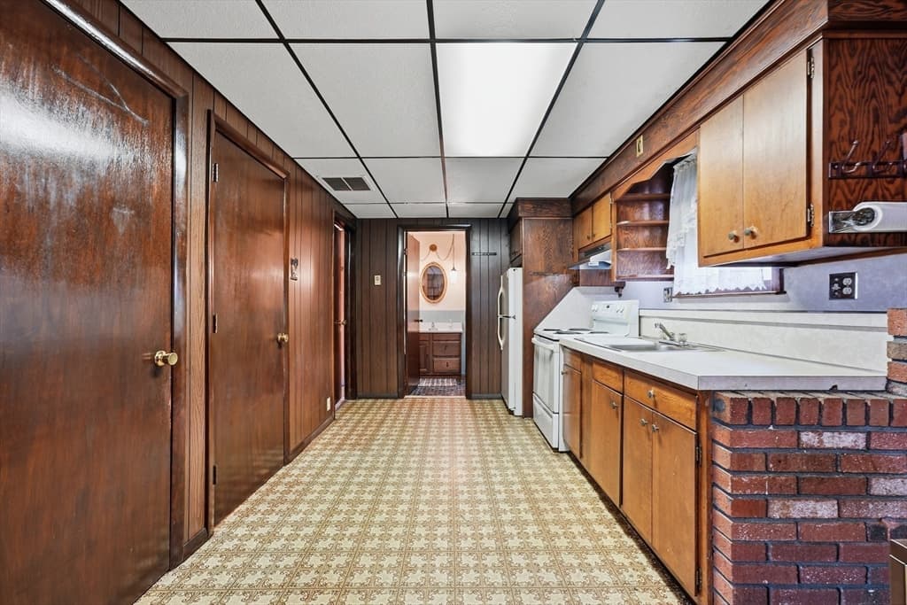 619 East St, Ludlow MA 01056 photo 31