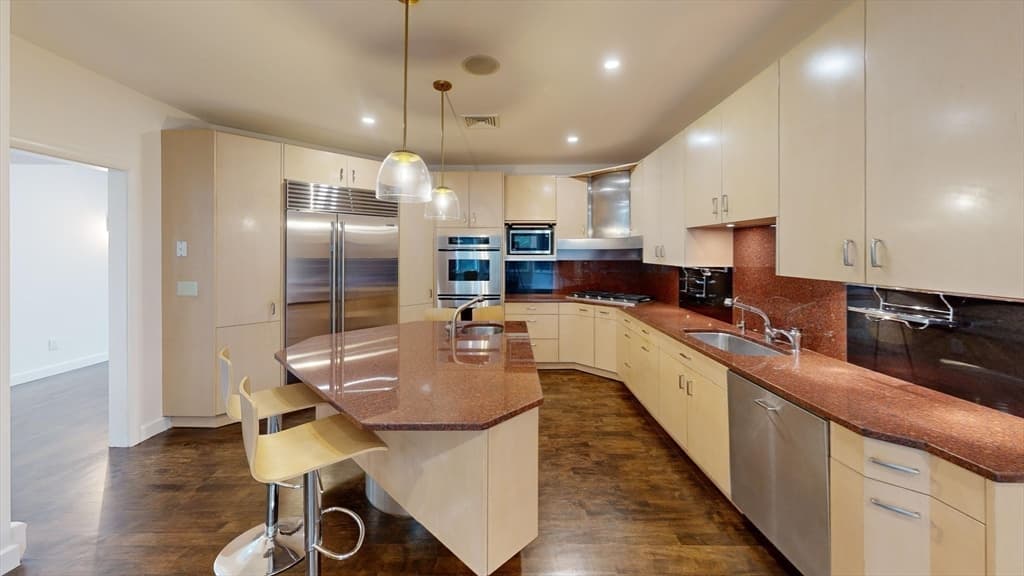 56 Cynthia Rd, Newton MA 02459 photo 7