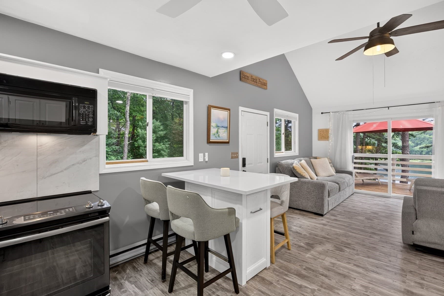 Multi Family at 8 Theatre Dr, Falmouth MA 02536, Falmouth, photo 12 of 42