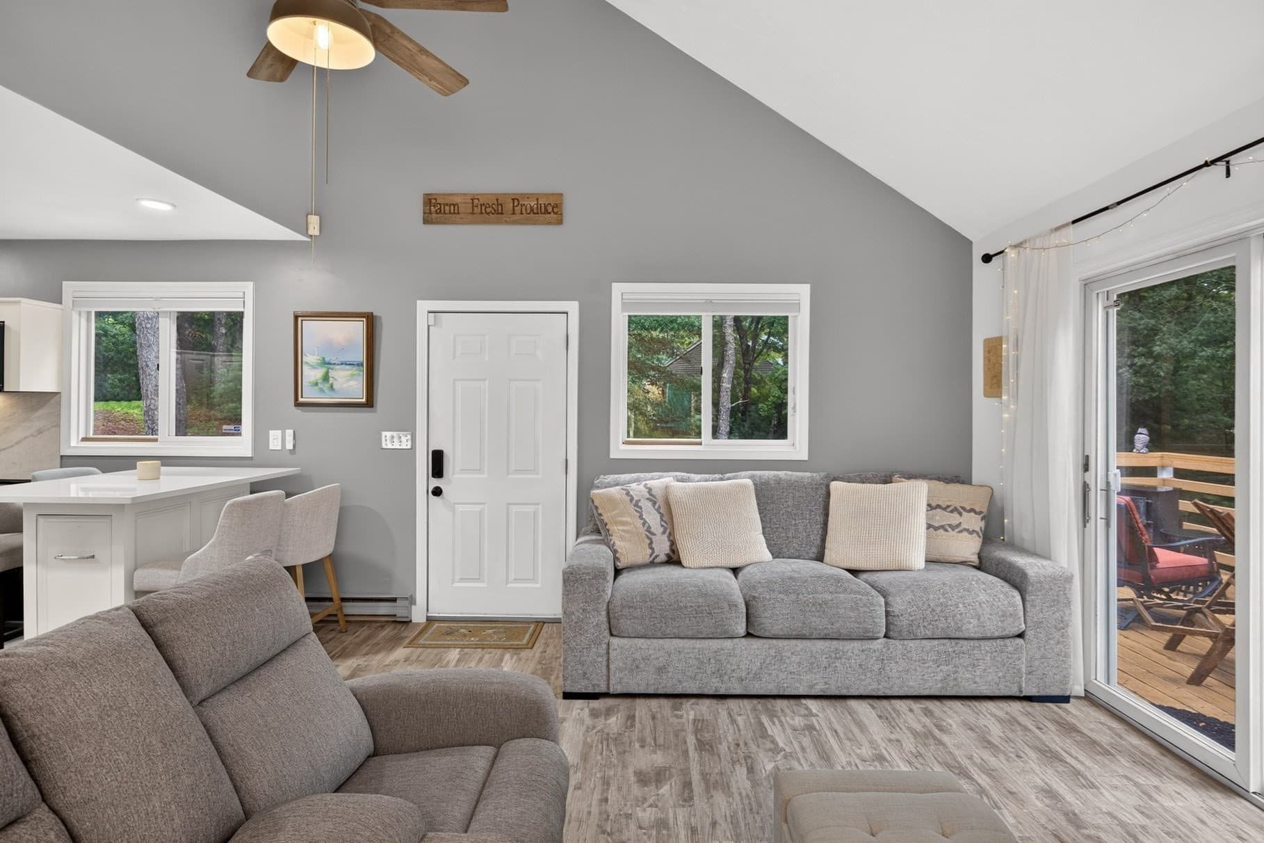 Multi Family at 8 Theatre Dr, Falmouth MA 02536, Falmouth, photo 5 of 42