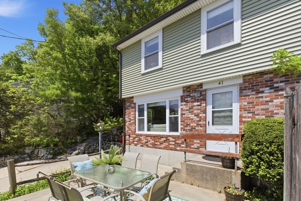 41 Mountain St # 41, Woburn MA 01801 photo 28
