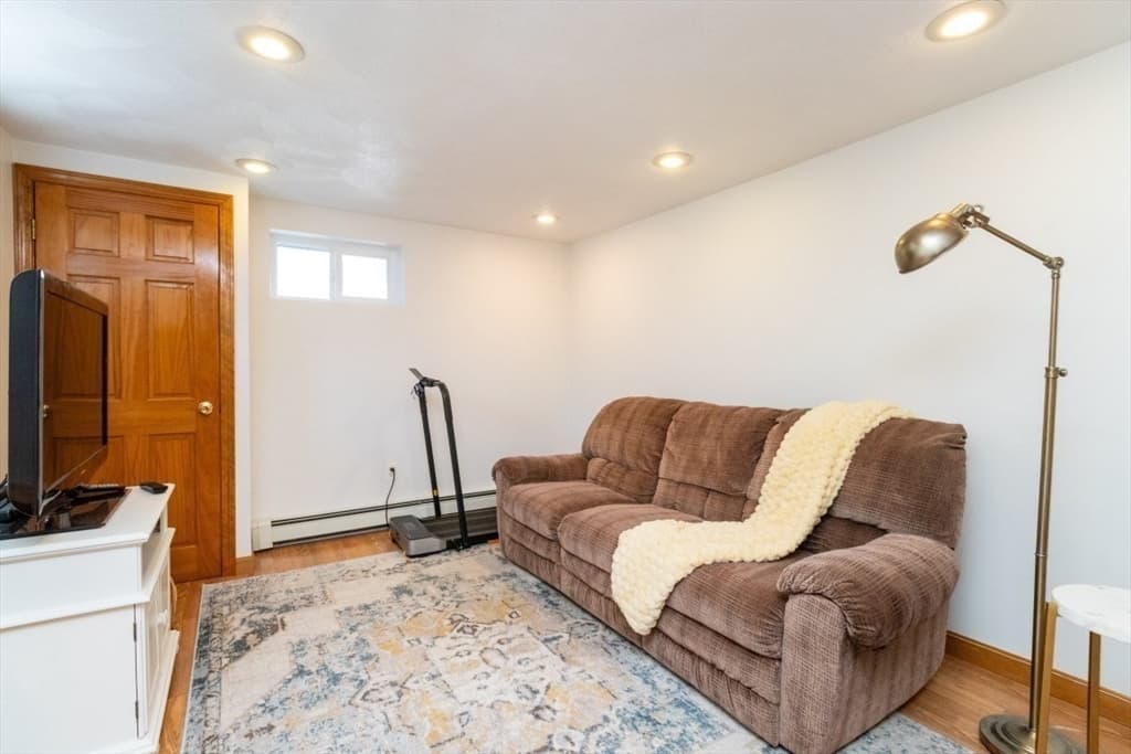35 Rosaria St, Boston MA 02122 photo 30