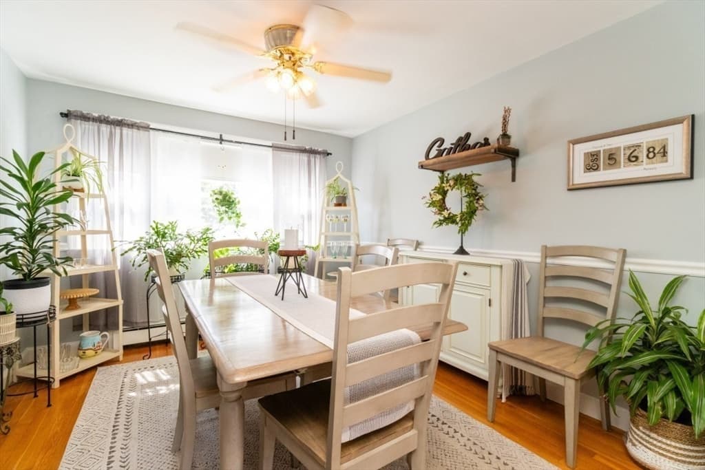 35 Rosaria St, Boston MA 02122 photo 18
