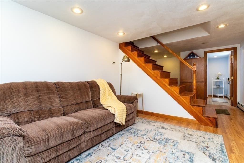 35 Rosaria St, Boston MA 02122 photo 29