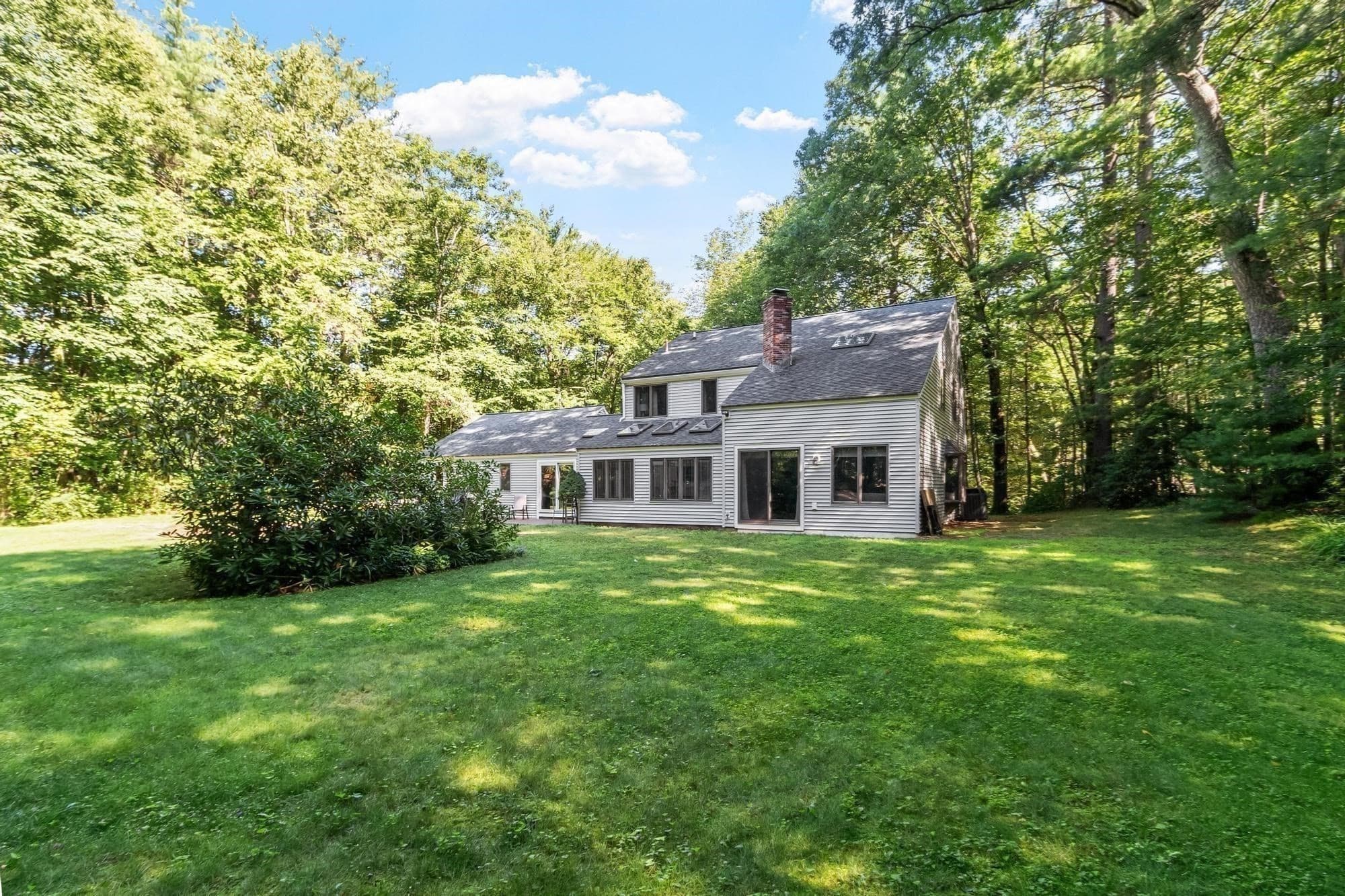 Single Family Residence at 140 Thurlow Street, Georgetown MA 01833, Georgetown, photo 7 of 41