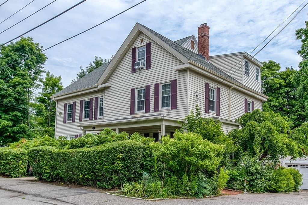 4 Spruce Street # 4, Dedham MA 02026