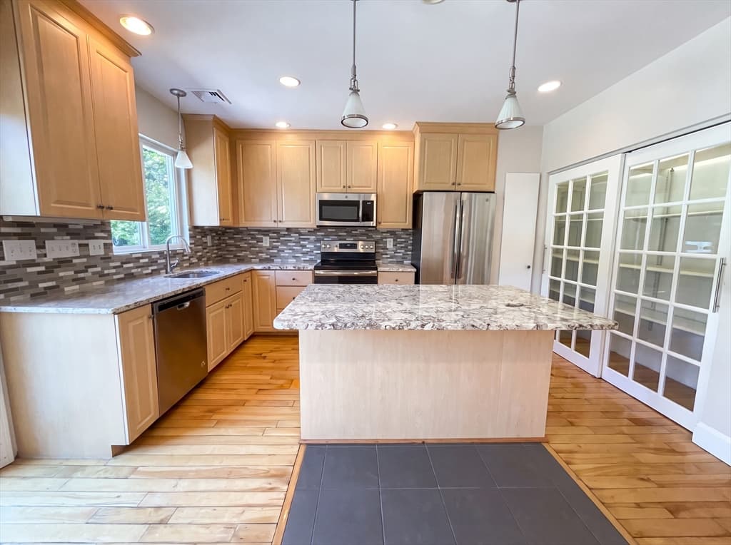 661 Main St # 661, Millis MA 02054 photo 6