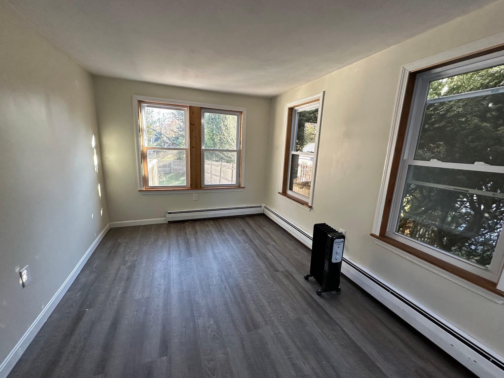 Single Family Residence at 8 Pike St, Hopkinton MA 01748, Hopkinton, photo 16 of 37