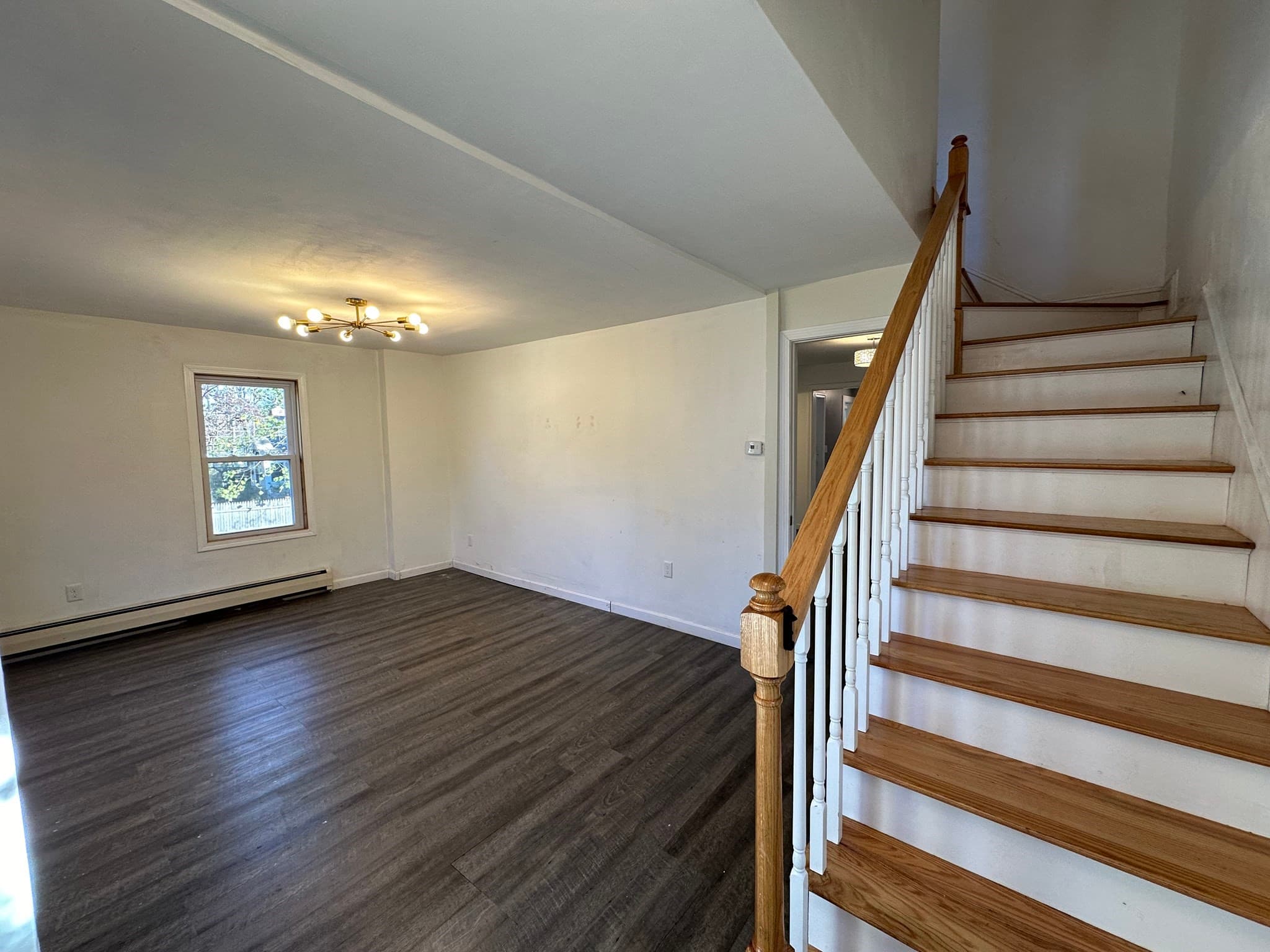 Single Family Residence at 8 Pike St, Hopkinton MA 01748, Hopkinton, photo 10 of 37
