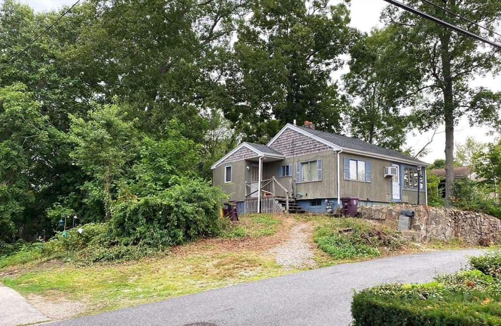 42 Lake View Rd, Weymouth MA 02189 photo 4