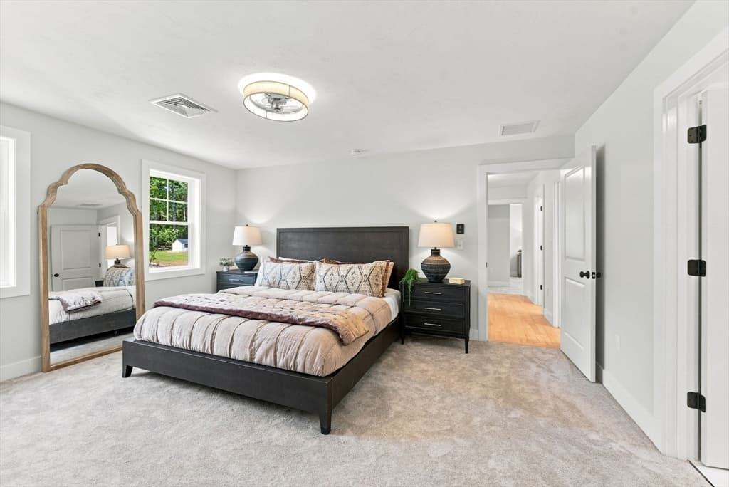 4 White Court, Douglas MA 01516 photo 24