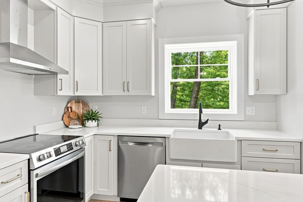 4 White Court, Douglas MA 01516 photo 10