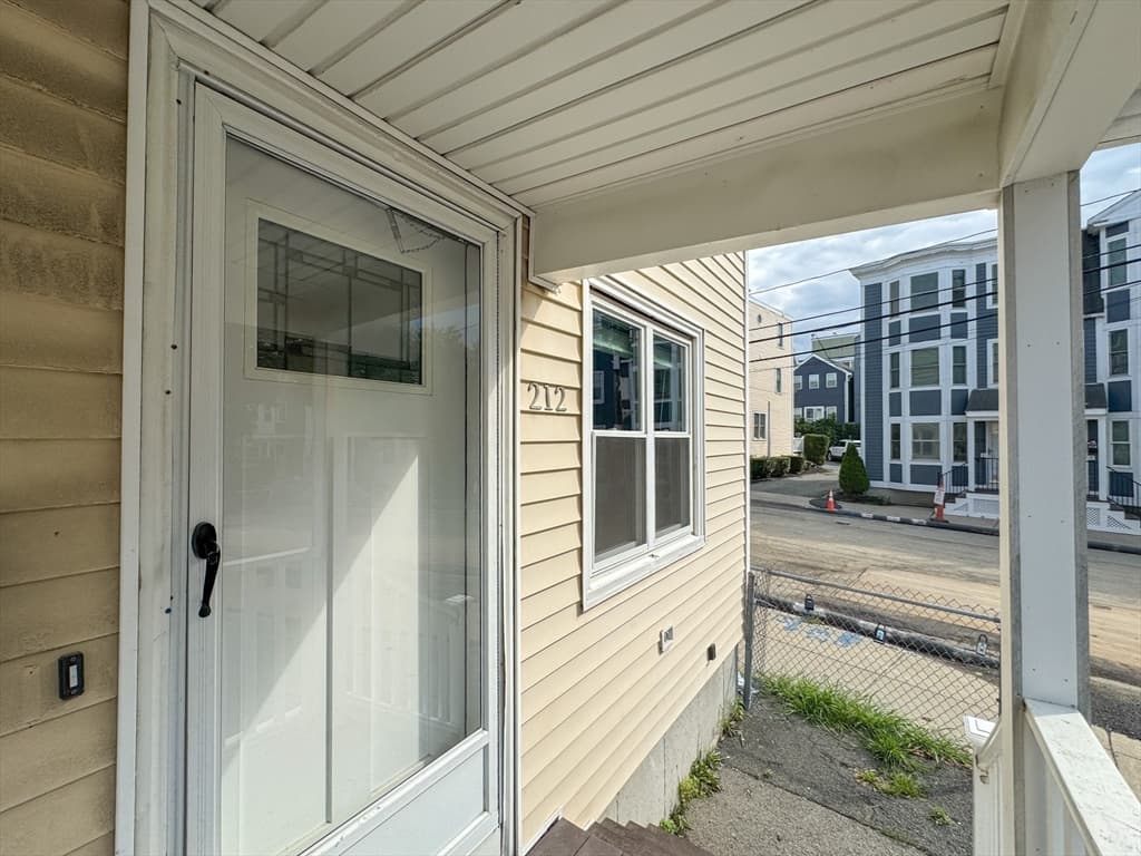212 W 6th St # 212, Boston MA 02127 photo 2