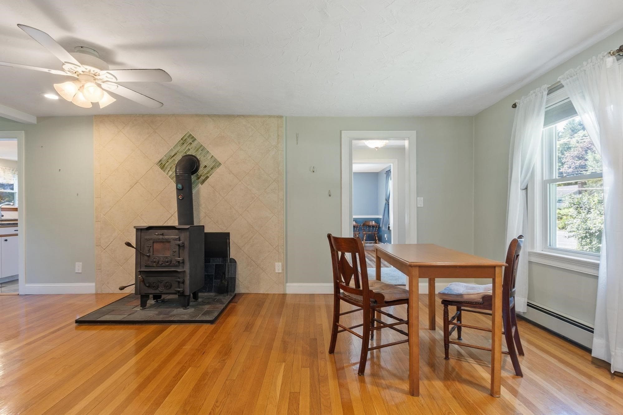 Single Family Residence at 19 Rowley Hill Rd, Sterling MA 01564, Sterling, photo 8 of 38