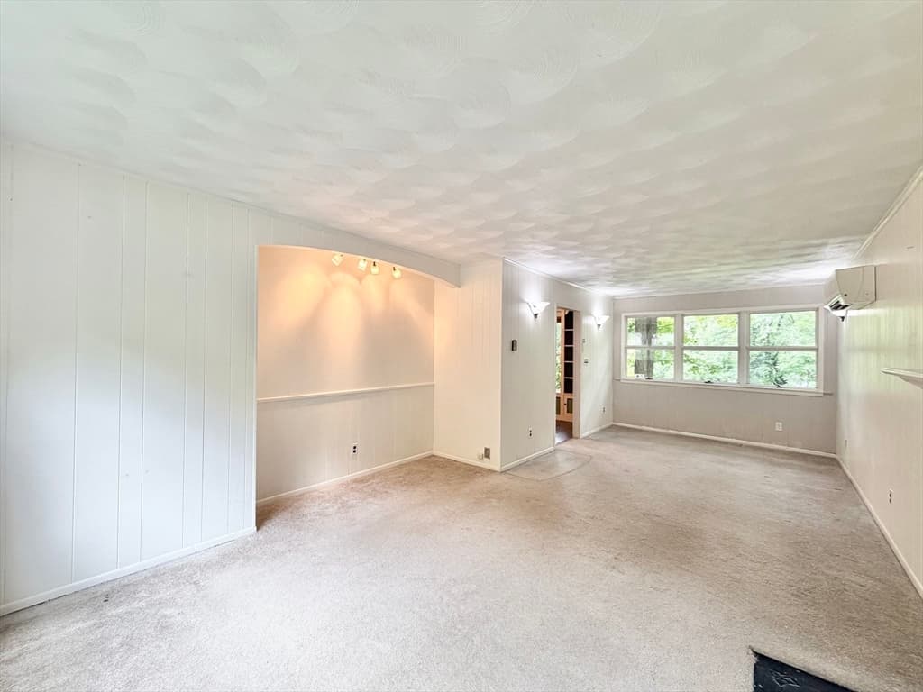 41 Pease Ave, Monson MA 01057 photo 15