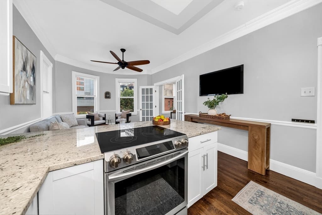 106-108 East Brookline St # 3, Boston MA 02118 photo 6