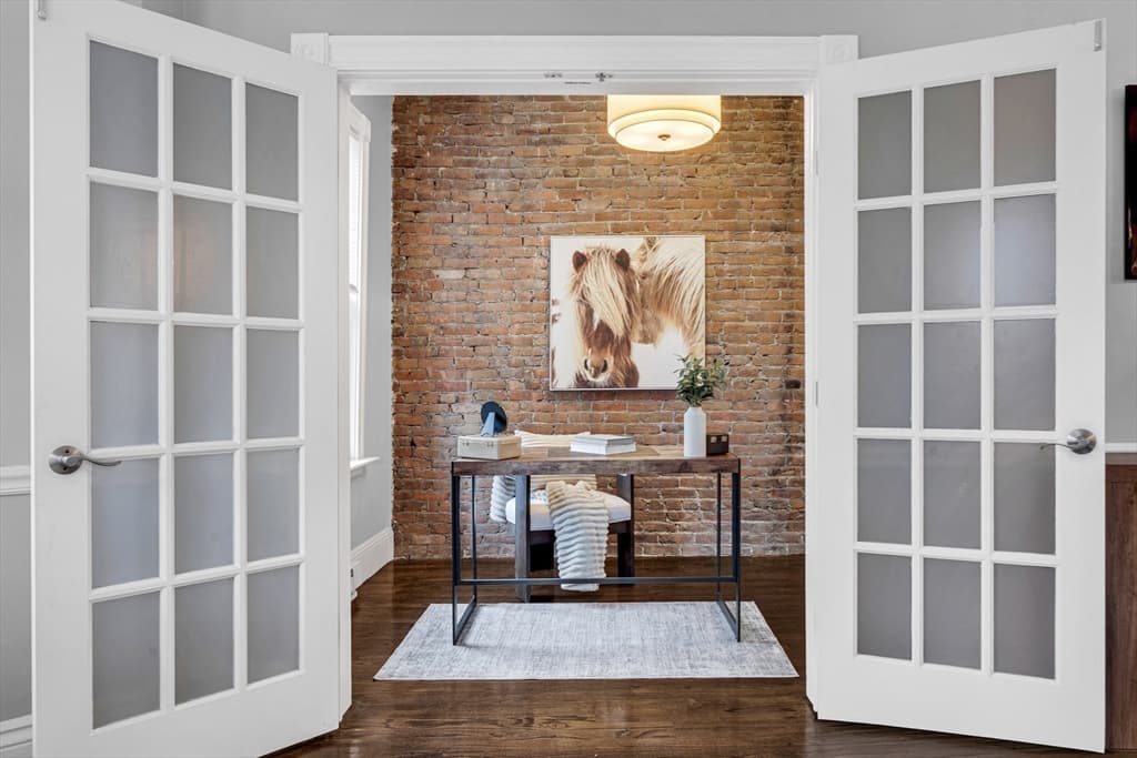 106-108 East Brookline St # 3, Boston MA 02118 photo 17