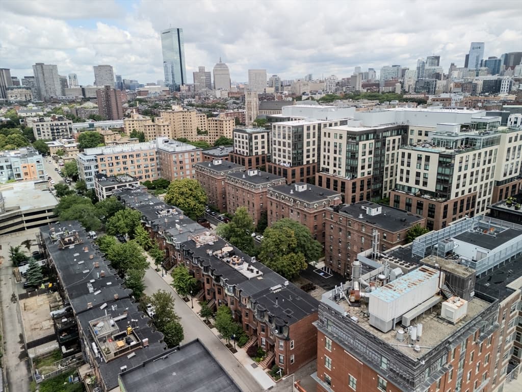 106-108 East Brookline St # 3, Boston MA 02118 photo 36