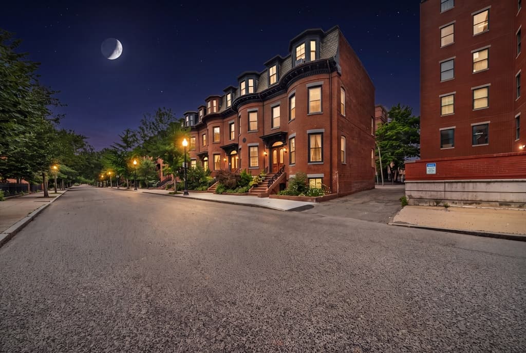 106-108 East Brookline St # 3, Boston MA 02118 photo 33
