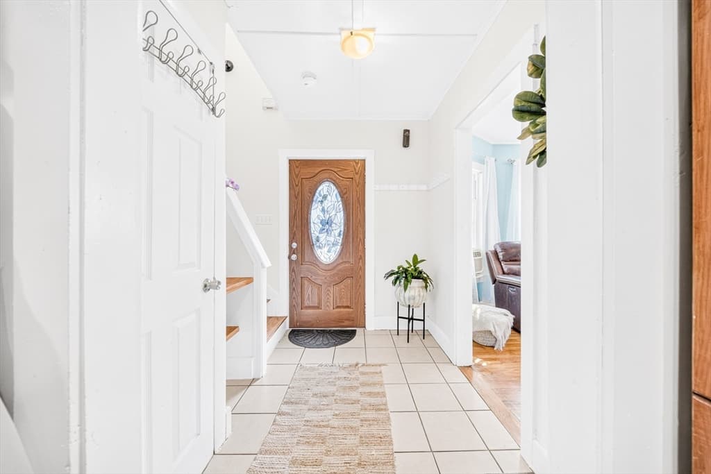 22 Emerson, Lynn MA 01902 photo 2
