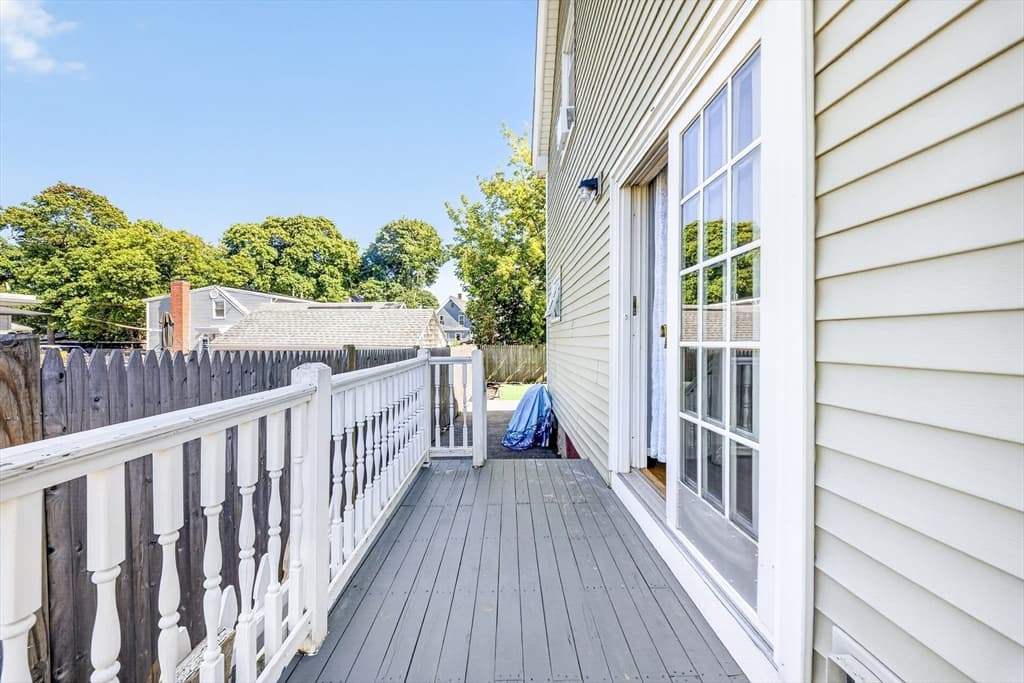 22 Emerson, Lynn MA 01902 photo 18