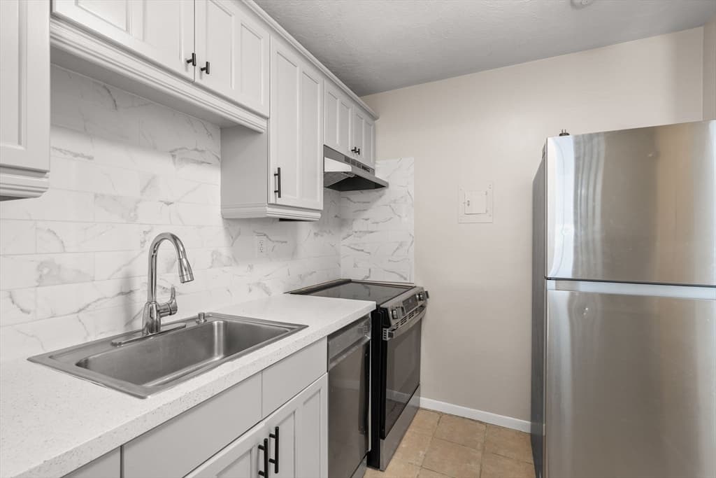 68 Summer Ave # 1, Stoughton MA 02072 photo 6