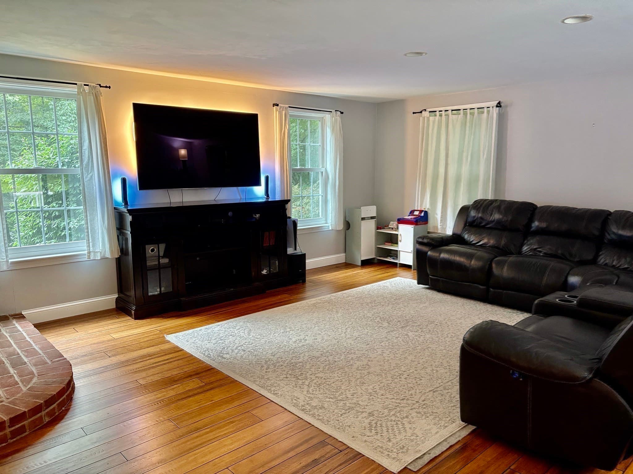 Single Family Residence at 19 E Applewood, Charlton MA 01507, Charlton, photo 23 of 42
