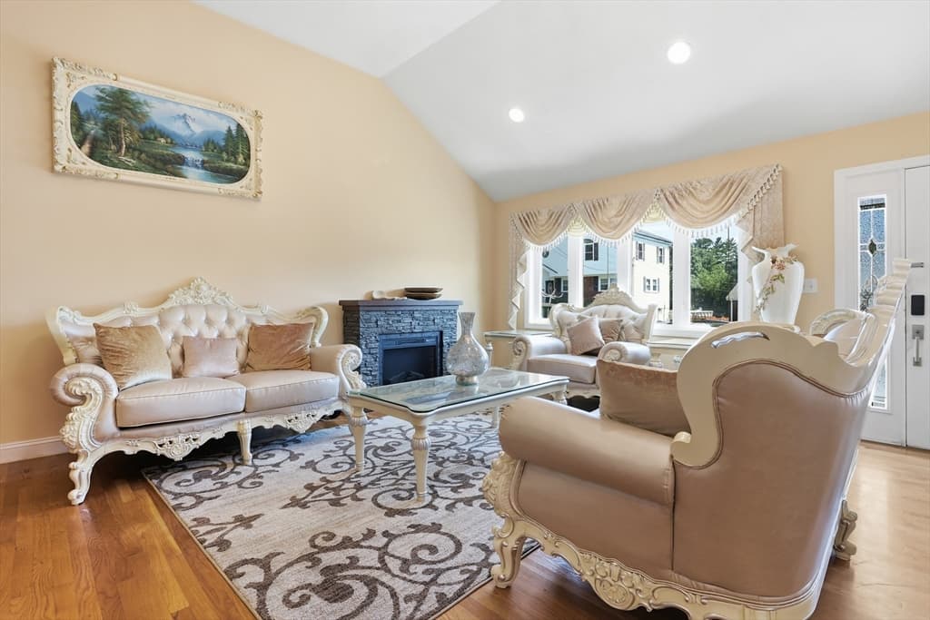 39 Sunflower Rd, Holbrook MA 02343 photo 5