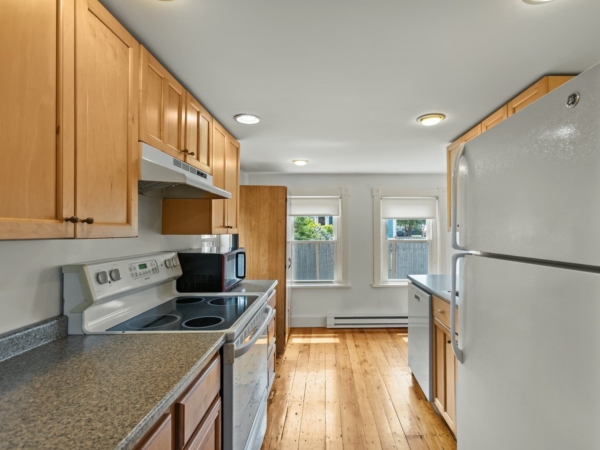 Multi Family at 481 Humphrey, Swampscott MA 01907, Swampscott, photo 30 of 42