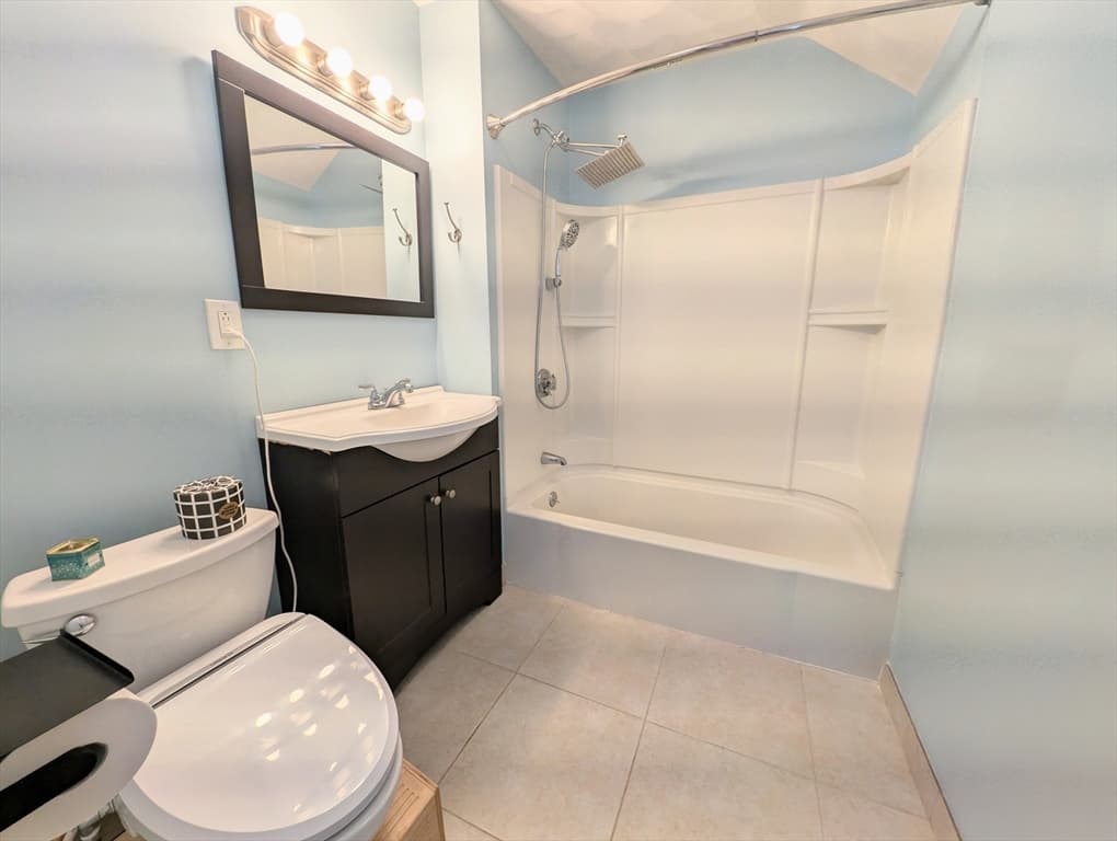 35 Francis St, Everett MA 02149 photo 11